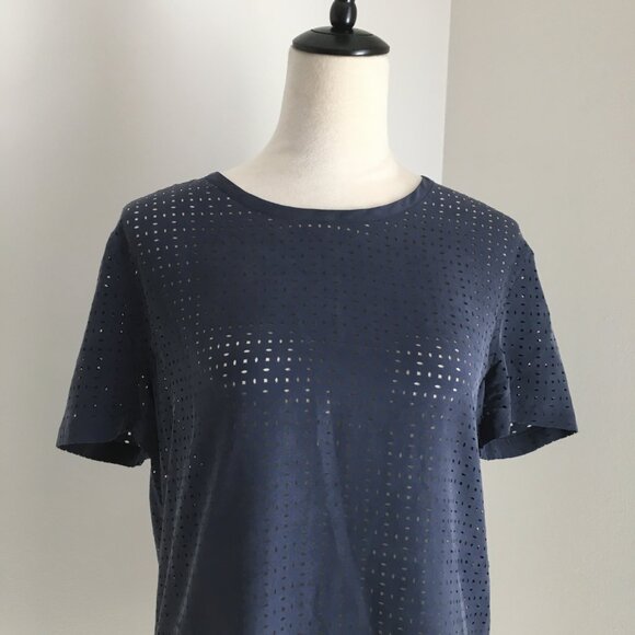 EQUIPMENT Blue 100% Silk Perforated High Low Hem Short Sleeve Shirt - Picture 5 of 7